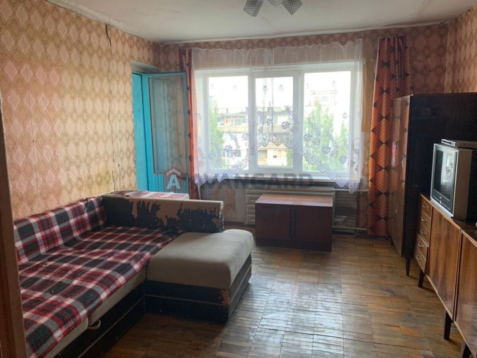 2 ��. ��������, 49/-/7 ��. �., 9/9 ������ ���� 9