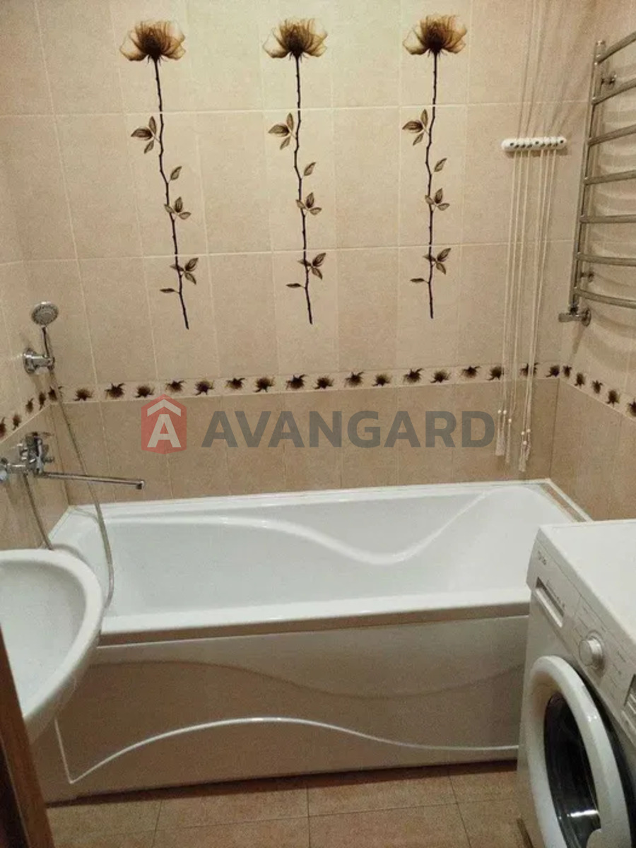 2 ��. ��������, 60/-/9 ��. �., 1/5 ������ ���� 15