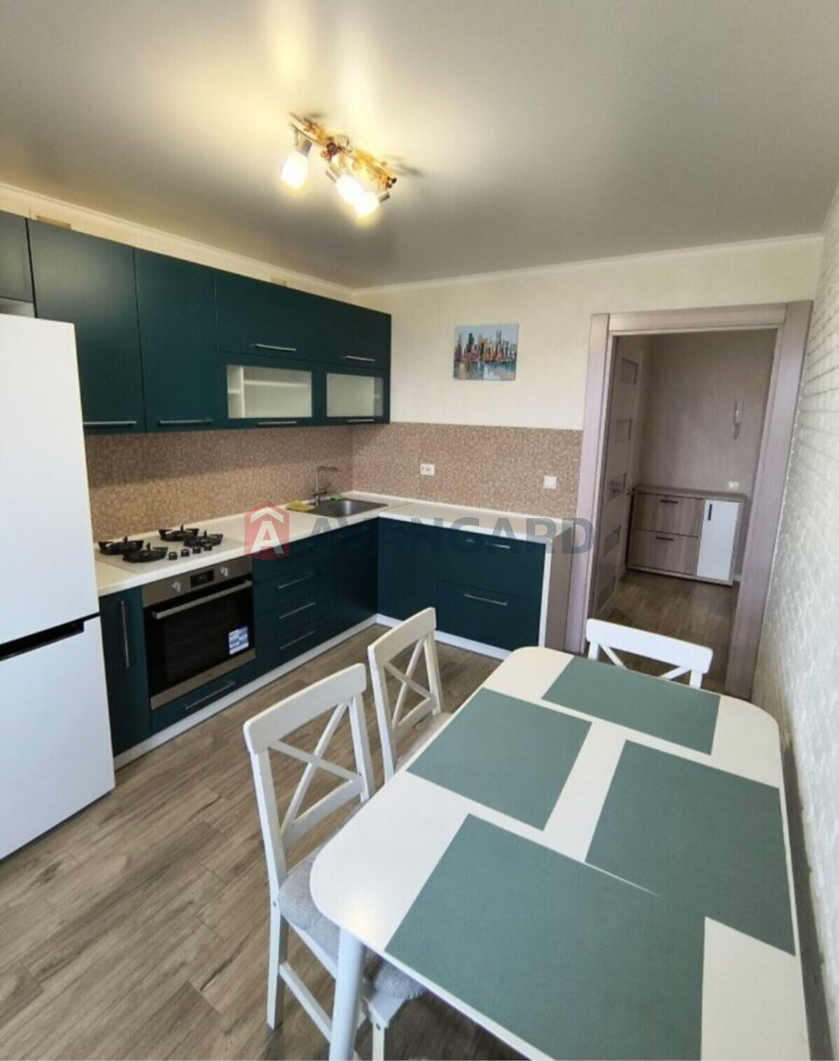 1 ��. ��������, 41/20/10 ��. �., 8/8 ������ ���� 2