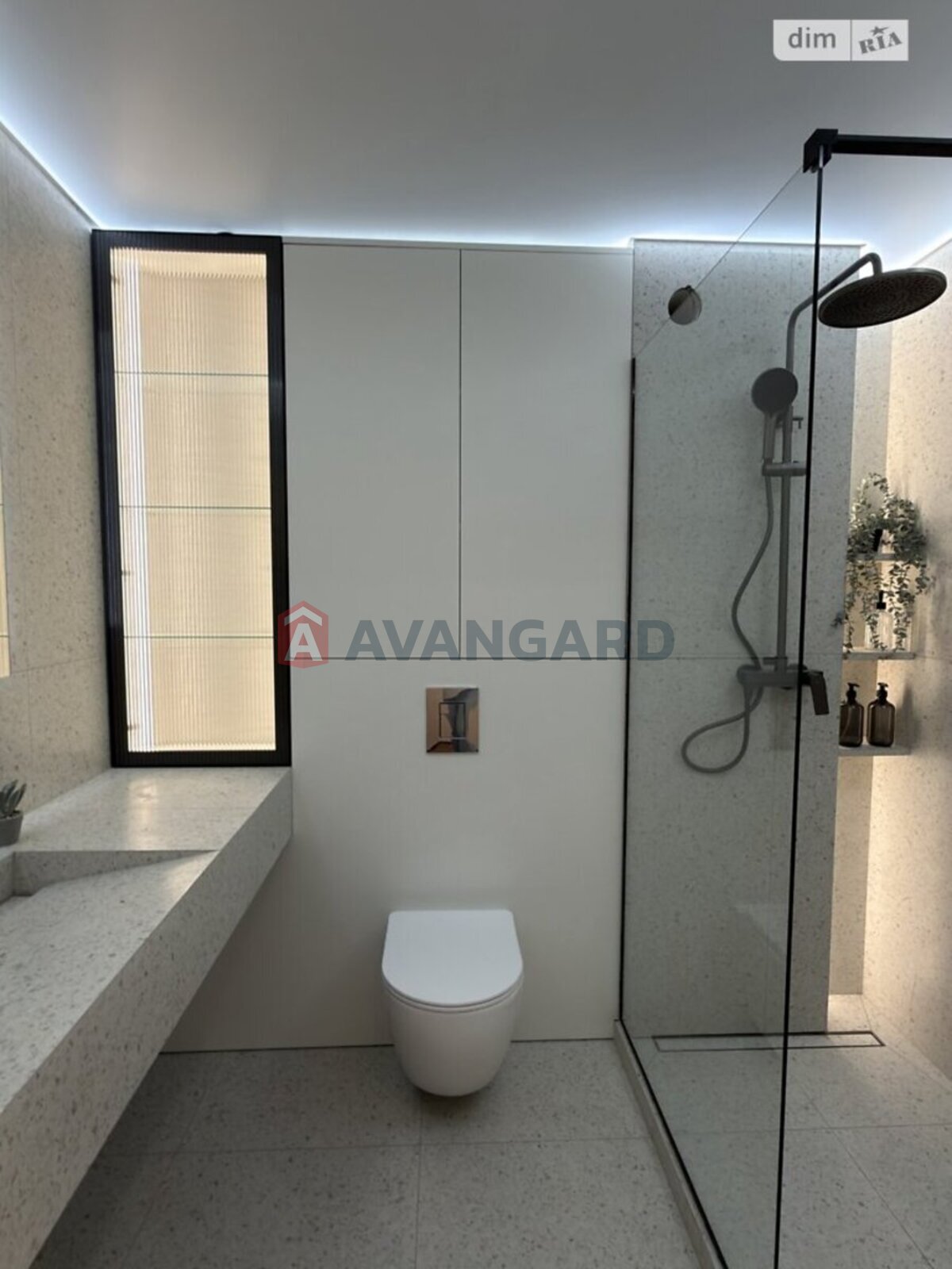 1 ����. ��������, 48/-/8 ��. �., 5/12 ���� ���� 23