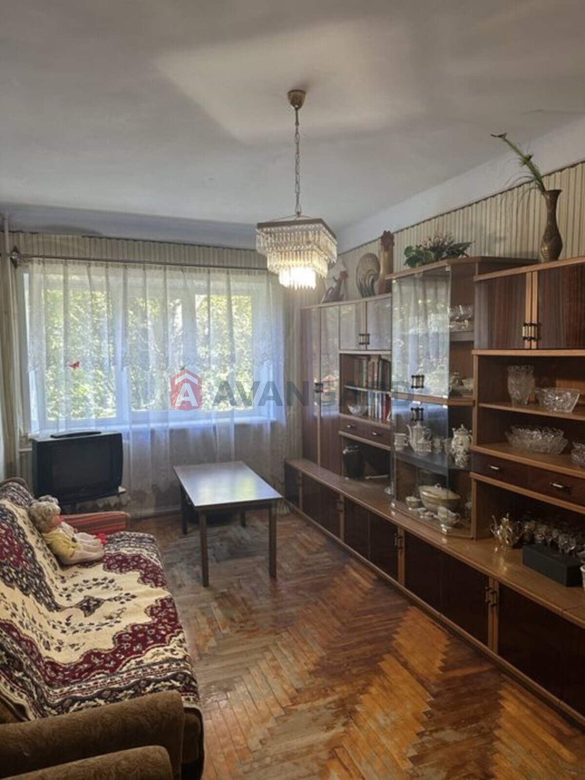 2 ����. ��������, 50/-/6 ��. �., 3/5 ���� ���� 1