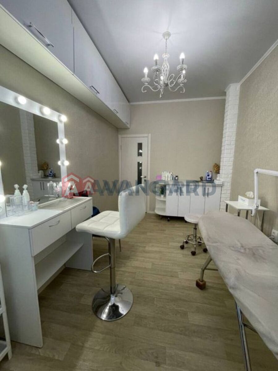 3 ��. ��������, 70/-/9 ��. �., 1/4 ������ ���� 12