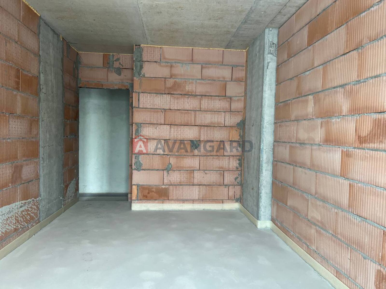 2 ����. ��������, 63.5/30/13 ��. �., 6/6 ���� ���� 4