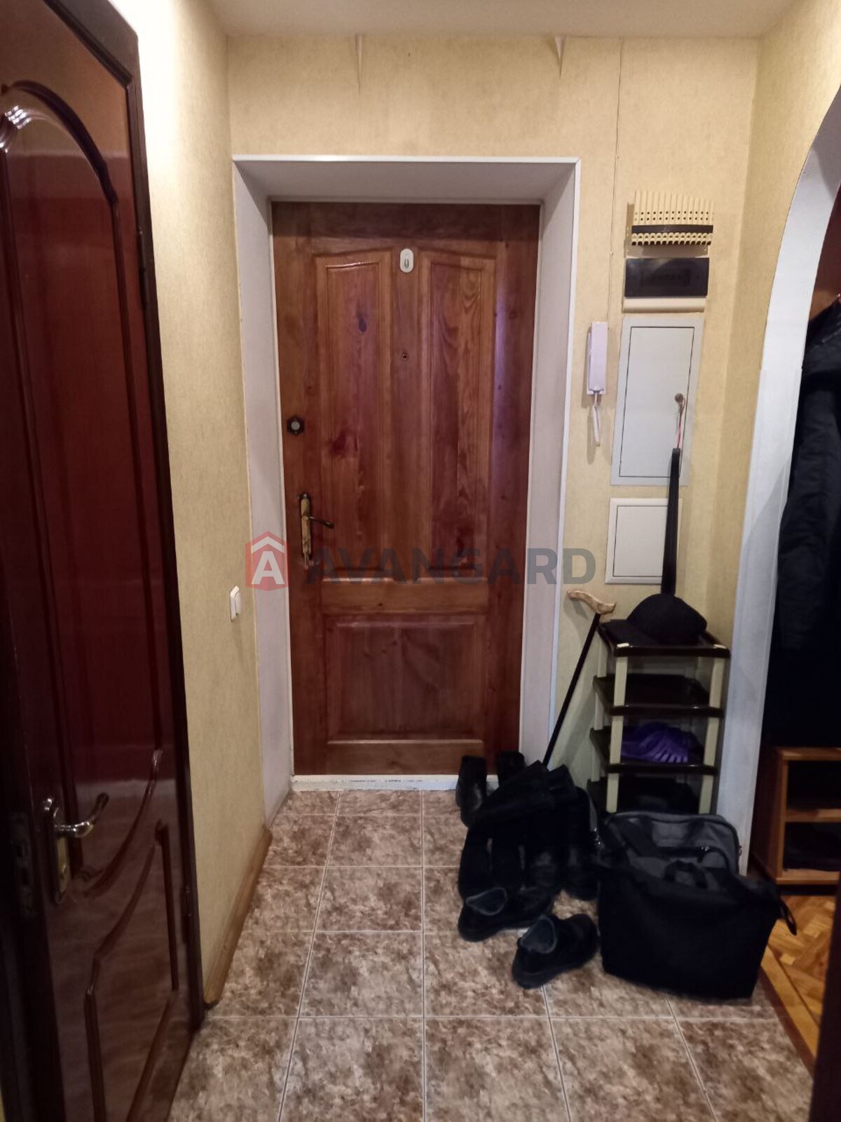 2 ��. ��������, 57/32/9 ��. �., 3/4 ������ ���� 8