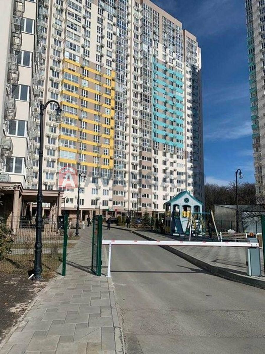 2 ��. ��������, 72/40/21 ��. �., 2/25 ������ ���� 18