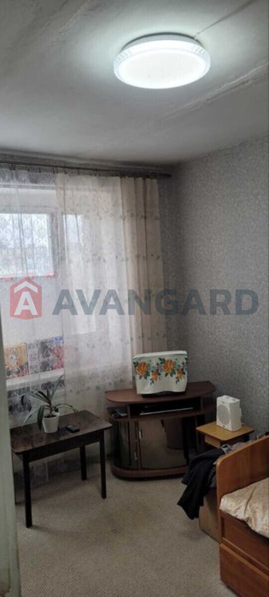 1 ��. ��������, 21/-/5 ��. �., 9/9 ������ ���� 4