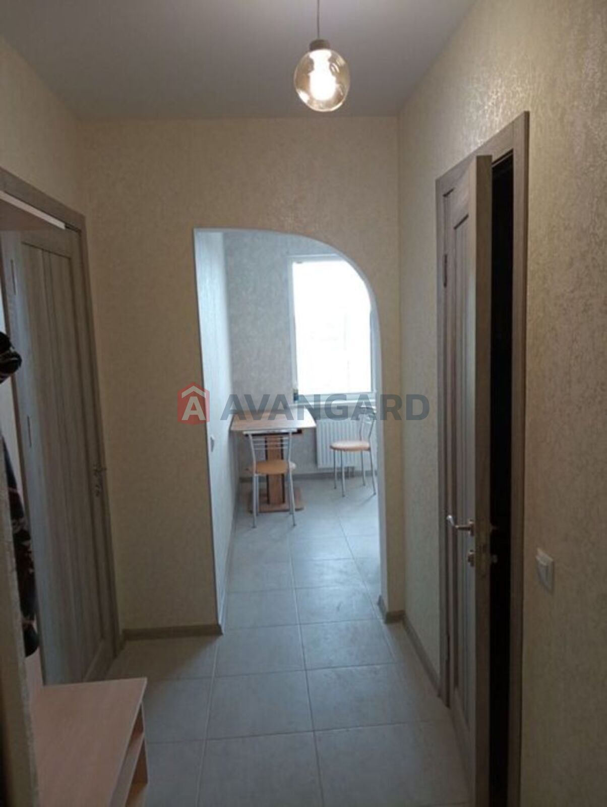 1 ��. ��������, 37/-/8 ��. �., 7/13 ������ ���� 5