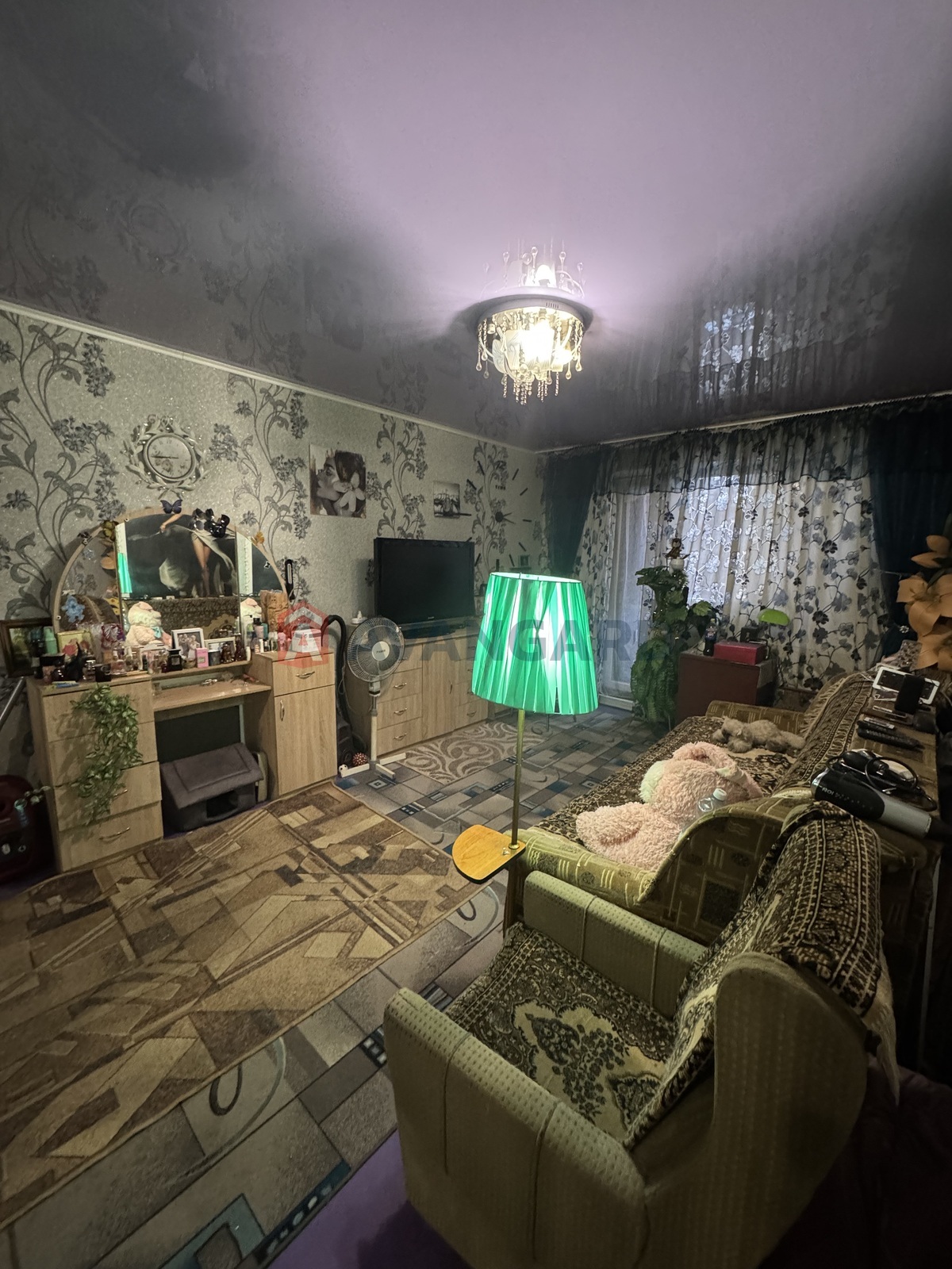 2 ����. ��������, 53,4/30,7/7,8 ��. �., 2/10 ���� ���� 3