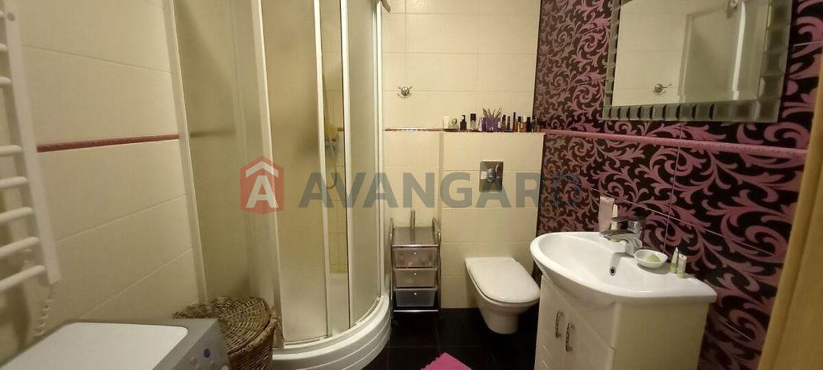 4 ��. ��������, 120/-/10 ��. �., 3/4 ������ ���� 8