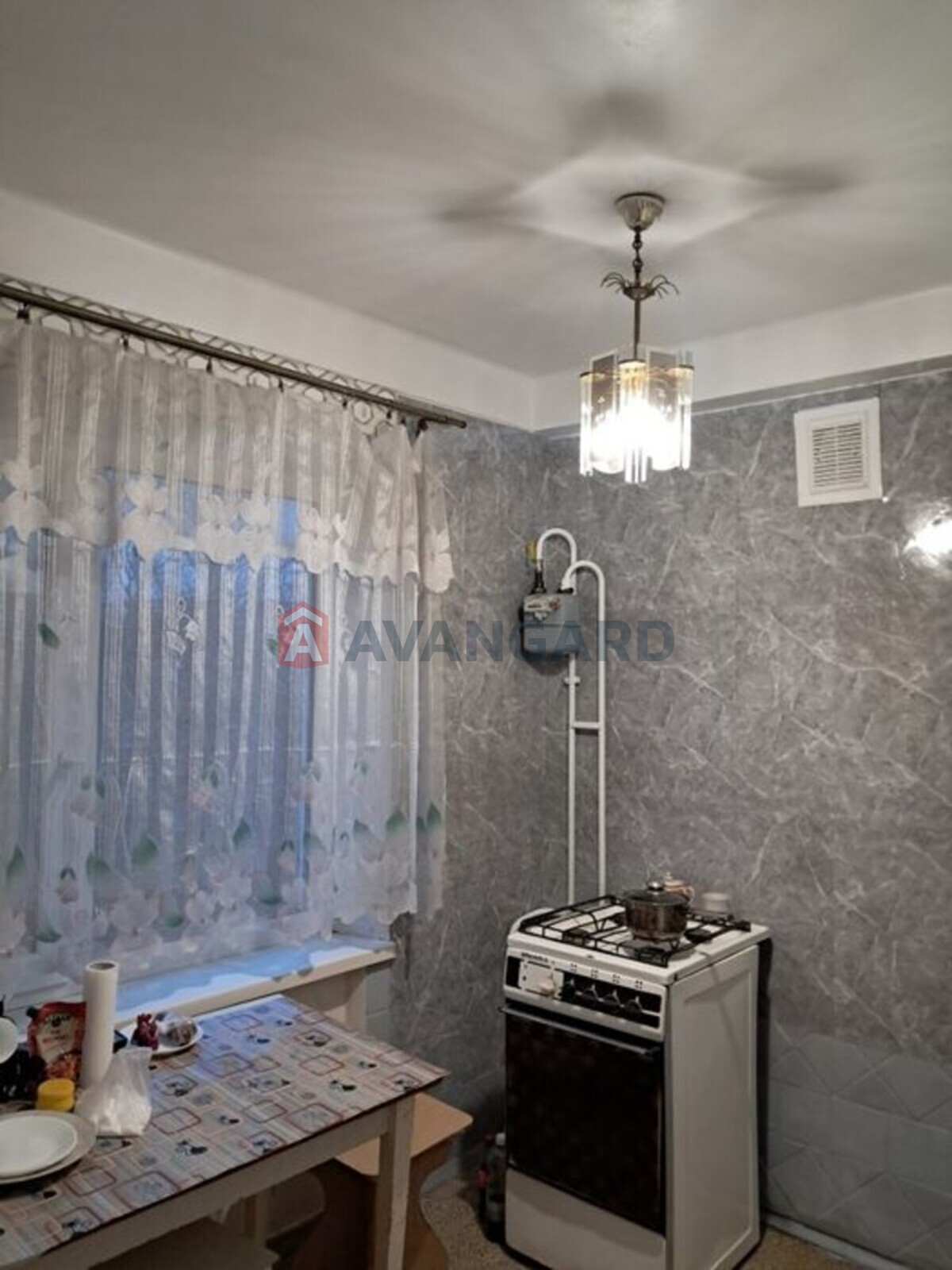 2 ��. ��������, 42/-/7 ��. �., 5/5 ������ ���� 2