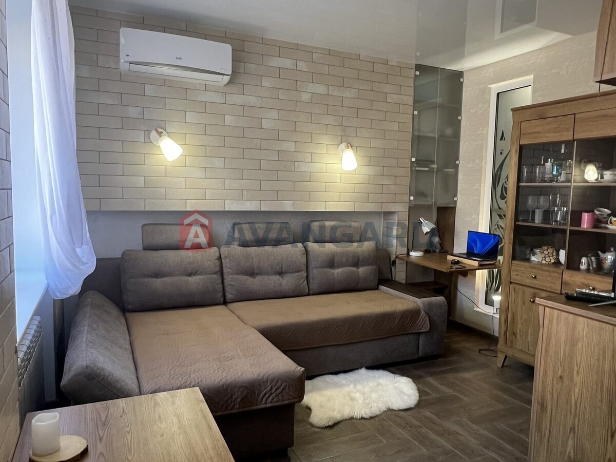 2 ��. ��������, 53/-/17 ��. �., 8/12 ������ ���� 13