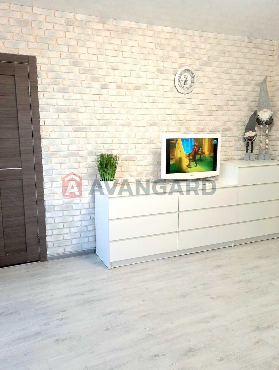 1 ��. ��������, 40/30/10 ��. �., 2/5 ������ ���� 7