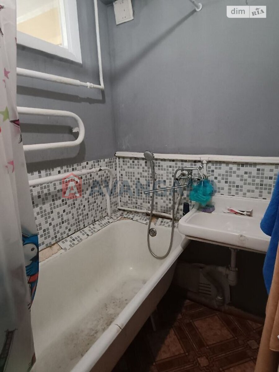 2 ��. ��������, 44/27/4 ��. �., 2/5 ������ ���� 3