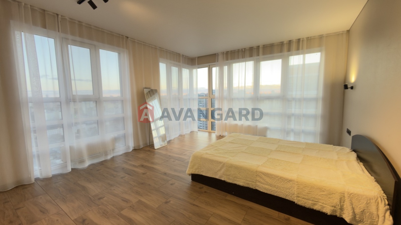 5 ��. ��������, 135/80/12 ��. �., 24/25 ������ ���� 2