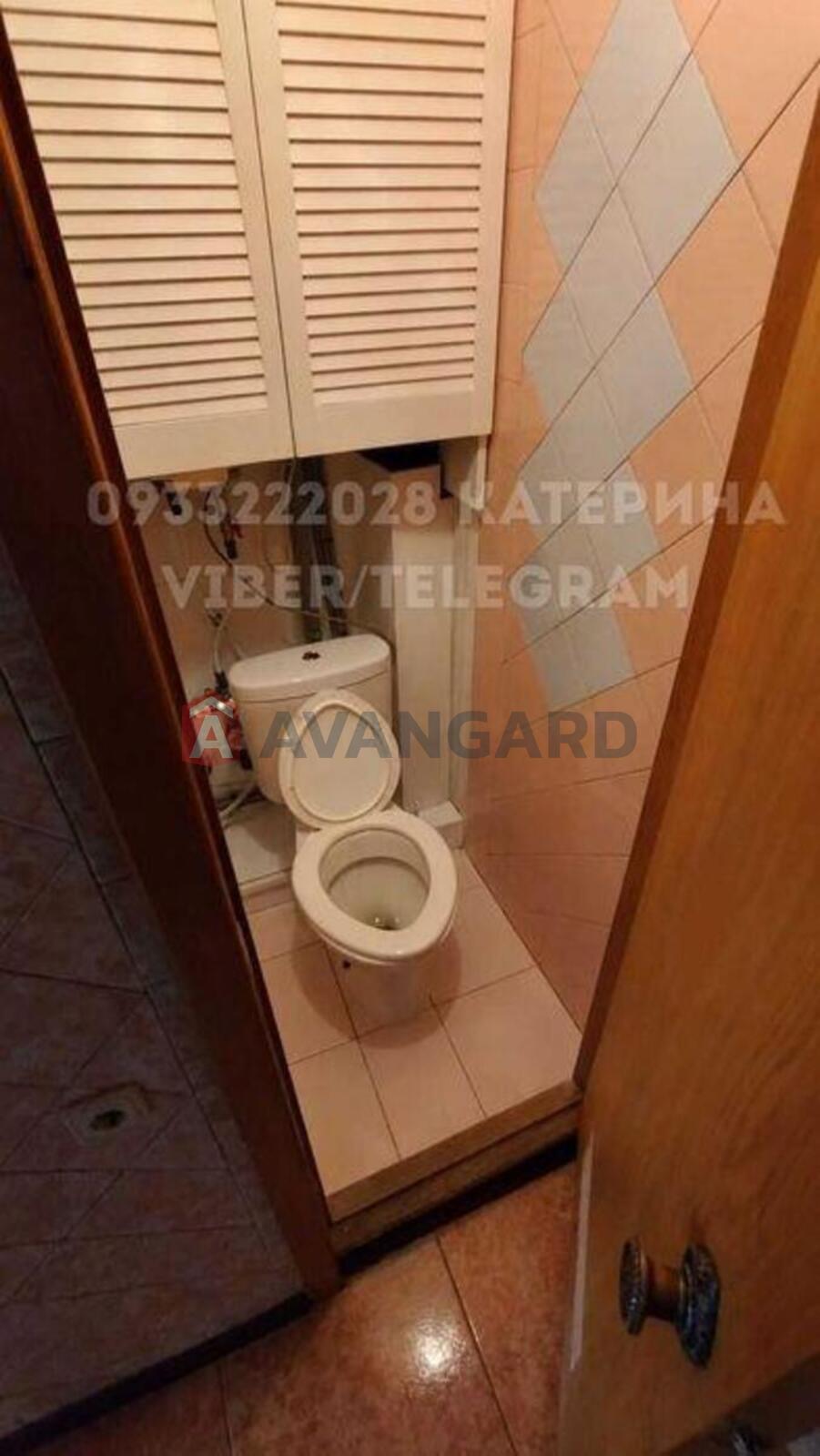 3 ����. ��������, 70/-/12 ��. �., 2/9 ���� ���� 18