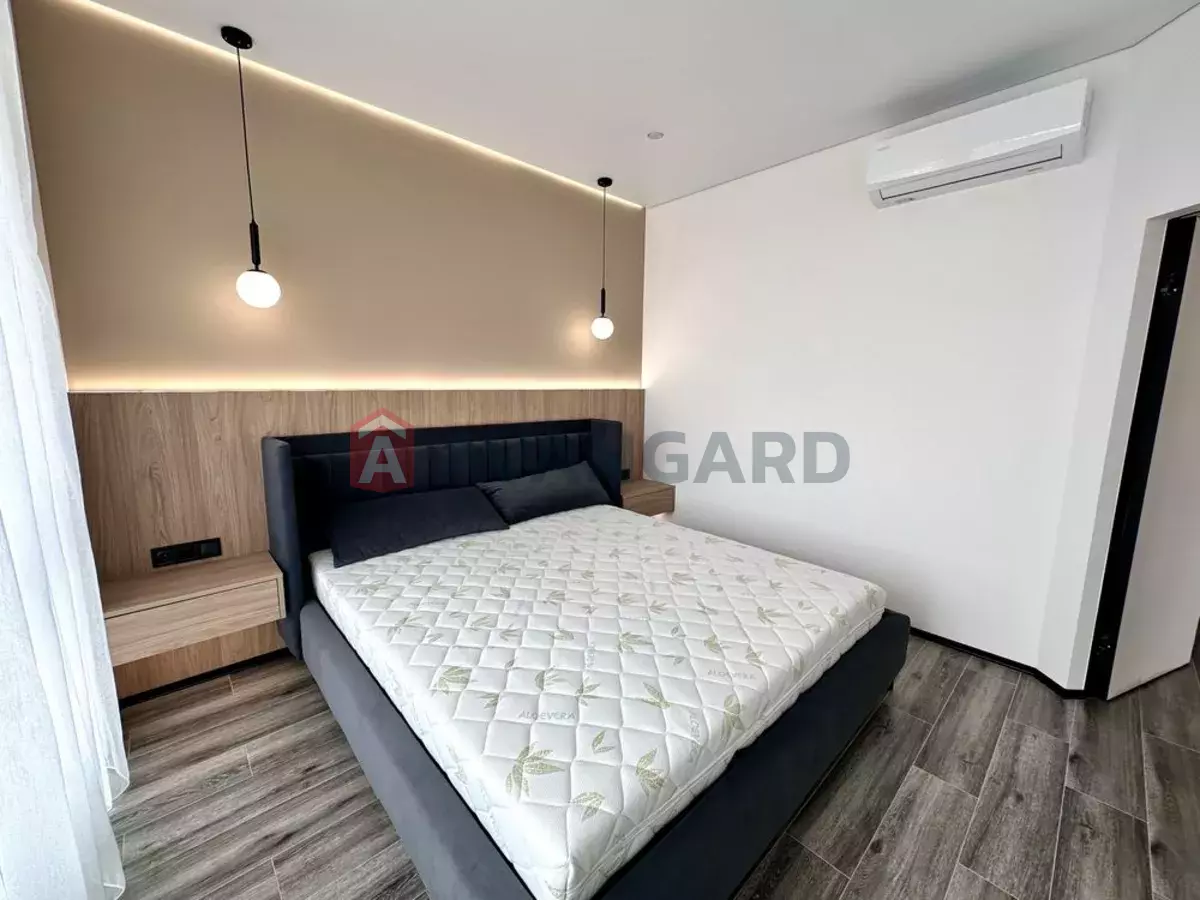 2 ��. ��������, 51/-/25 ��. �., 15/24 ������ ���� 7