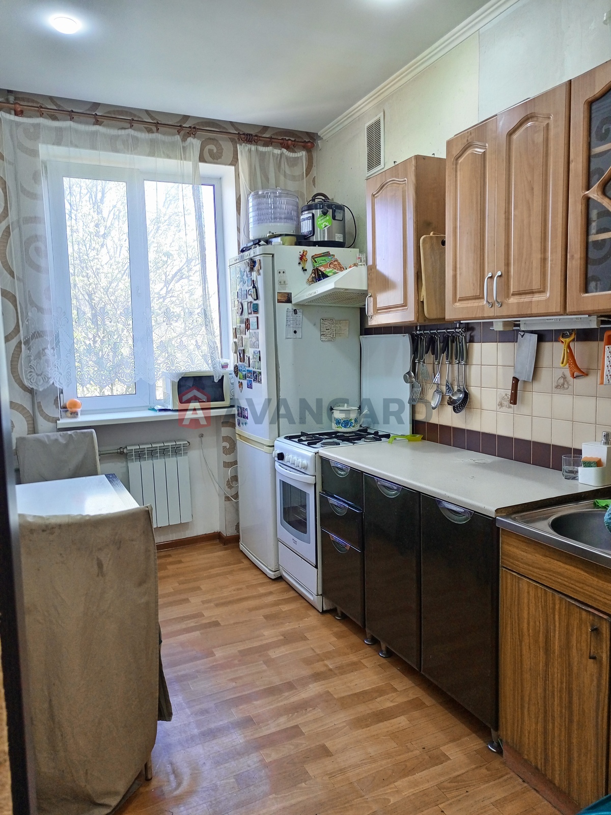 2 ��. ��������, 54/-/7 ��. �., 4/4 ������ ���� 2