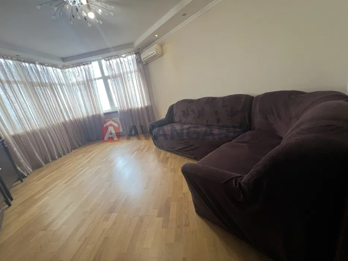 3 ��. ��������, 80/-/12 ��. �., 20/25 ������ ���� 6