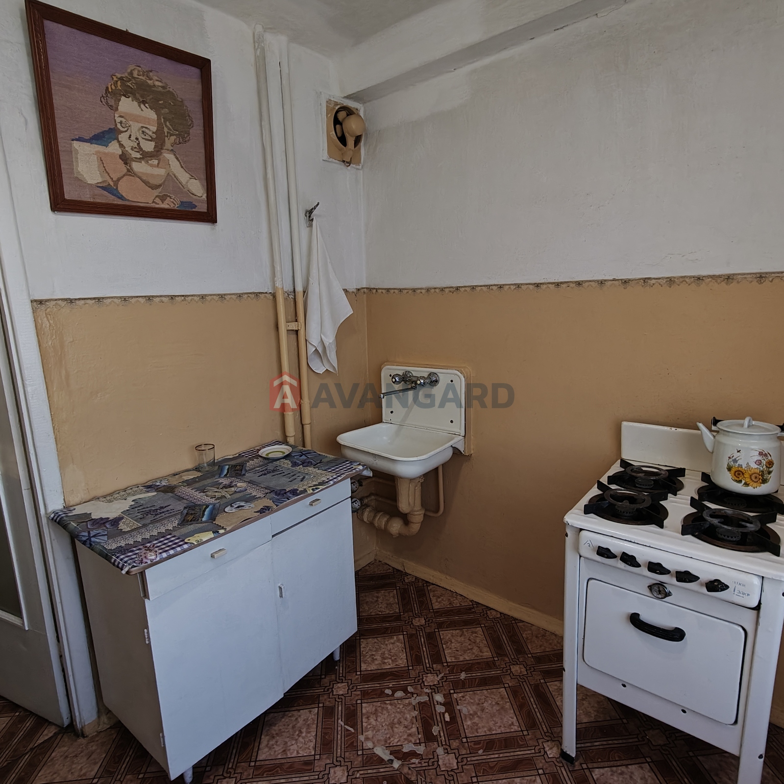 3 ��. ��������, 68/46/7 ��. �., 7/9 ������ ���� 10