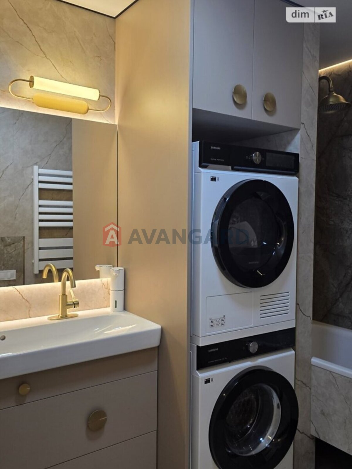 2 ����. ��������, 82/-/8 ��. �., 8/9 ���� ���� 4