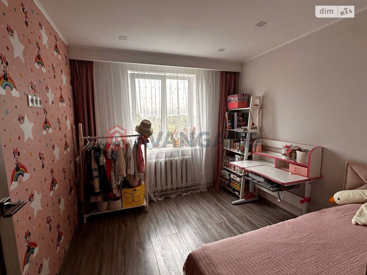 3 . , 65/37/7 . ., 9/9   1