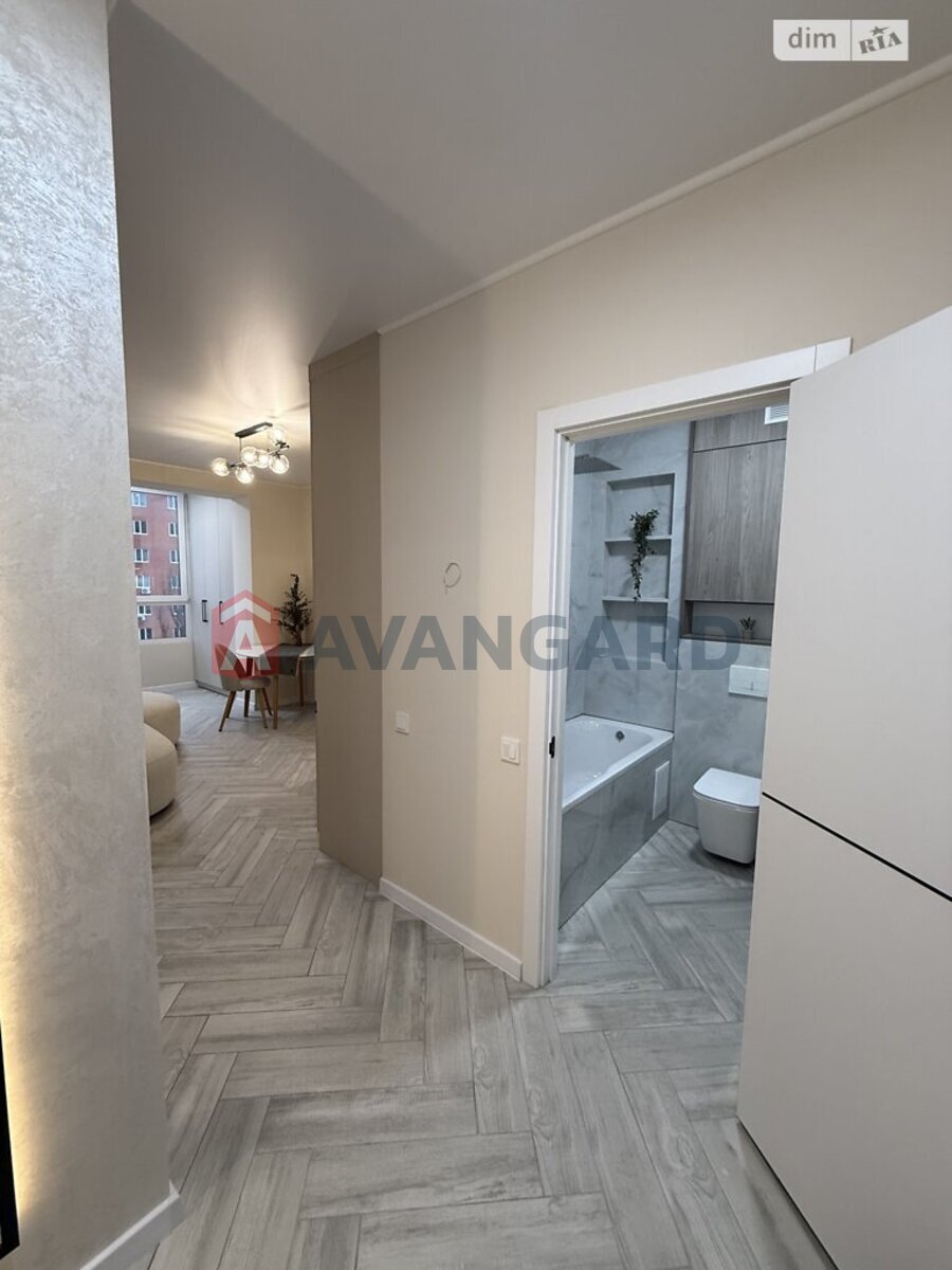 1 ��. ��������, 45/20/15 ��. �., 8/11 ������ ���� 3