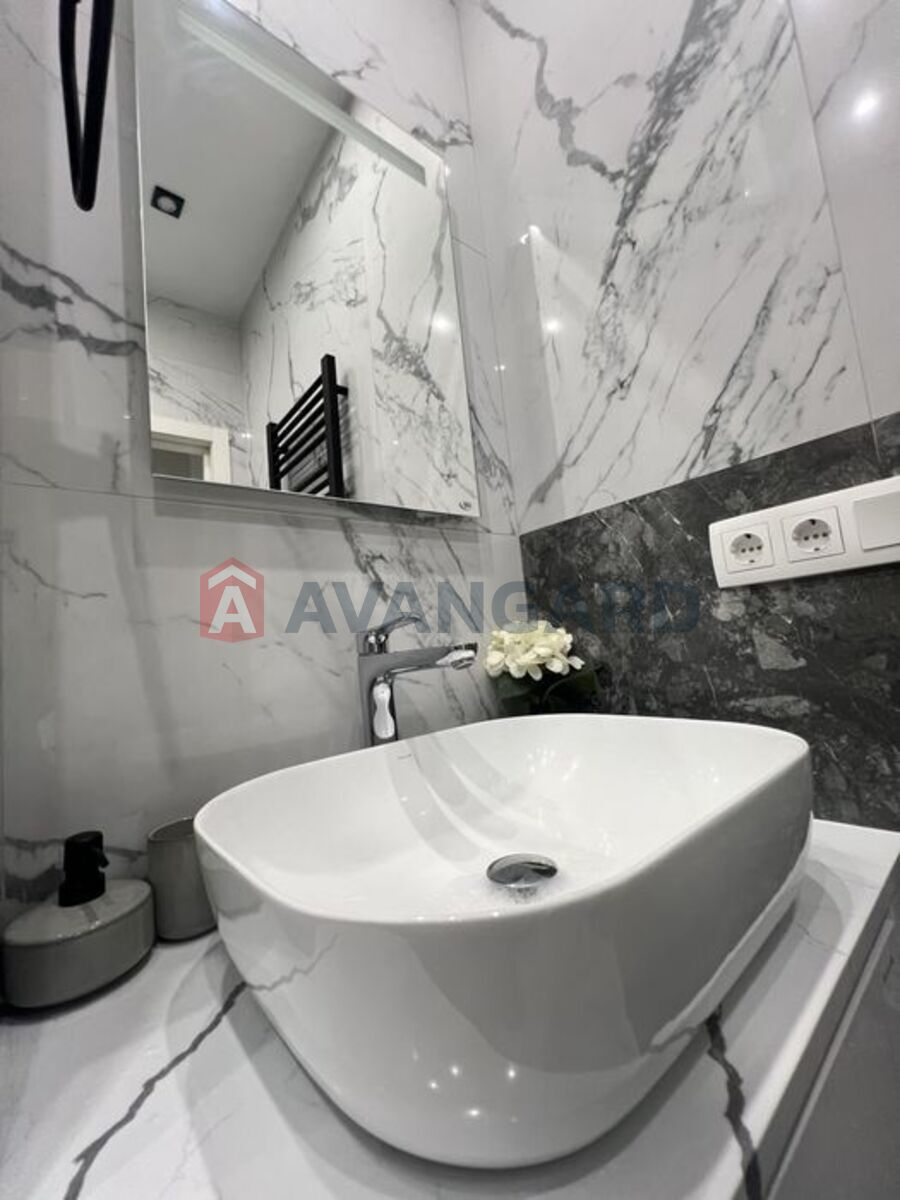 3 ����. ��������, 55/-/18 ��. �., 5/16 ���� ���� 7