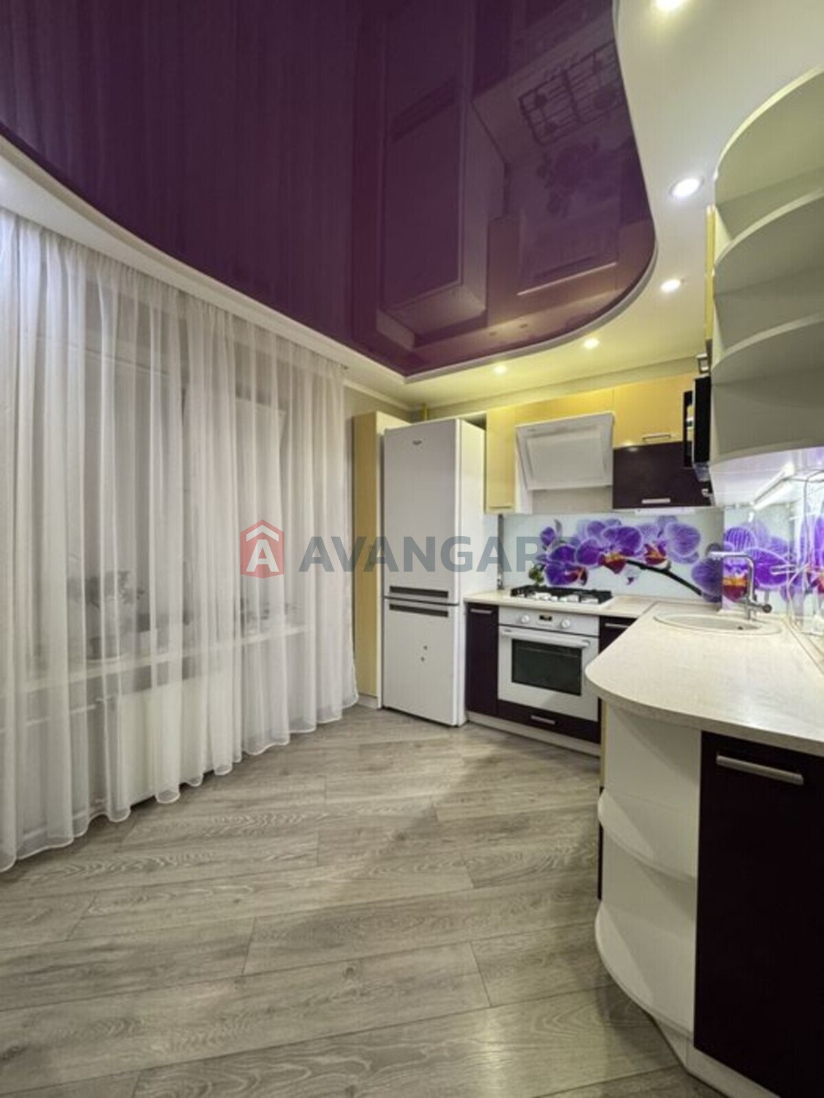 3 ��. ��������, 69/-/14 ��. �., 6/9 ������ ���� 10