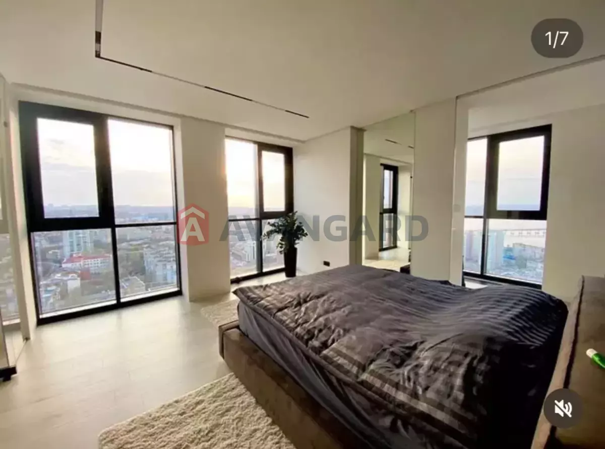 2 ��. ��������, 127/-/- ��. �., 24/26 ������ ���� 7