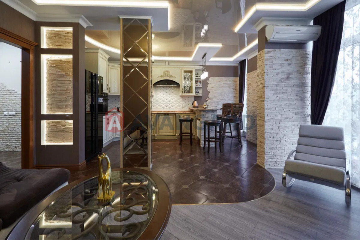 3 ��. ��������, 80/-/25 ��. �., 8/10 ������ ���� 1