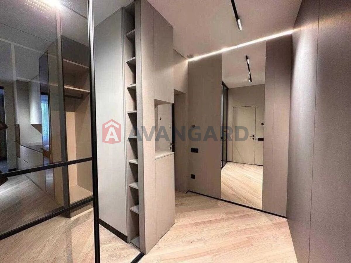 1 ��. ��������, 46/-/20 ��. �., 3/30 ������ ���� 11