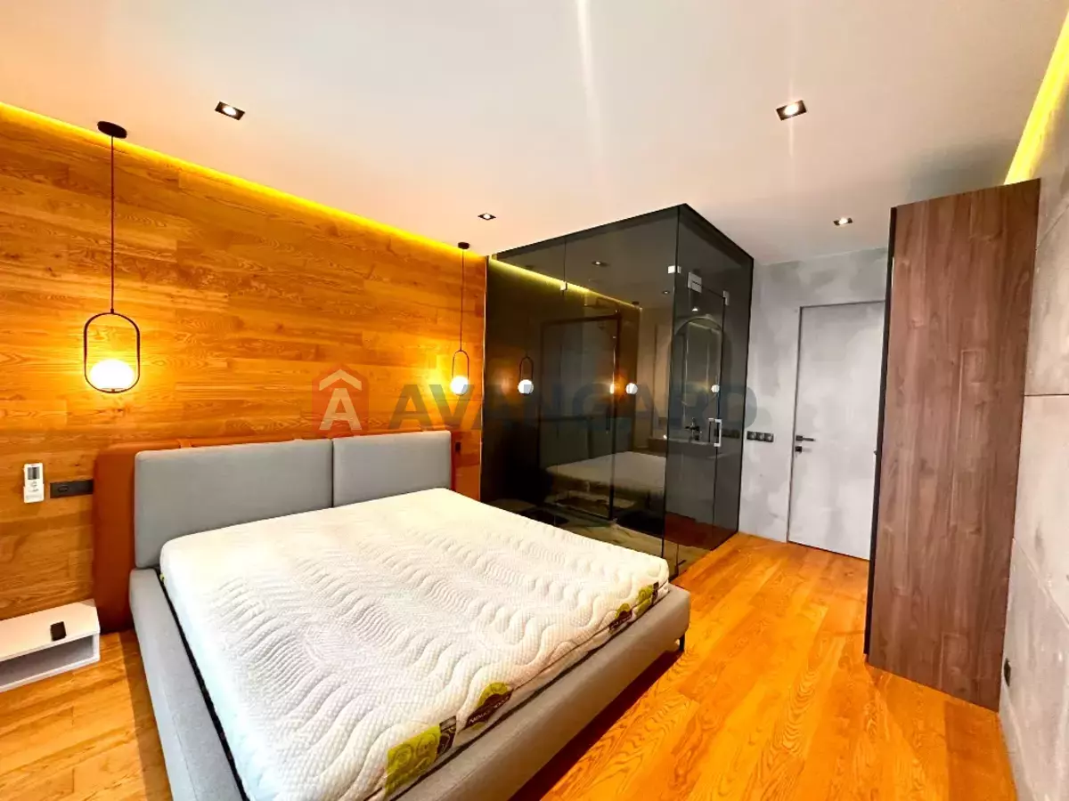 3 ����. ��������, 78/49/11 ��. �., 12/12 ���� ���� 5