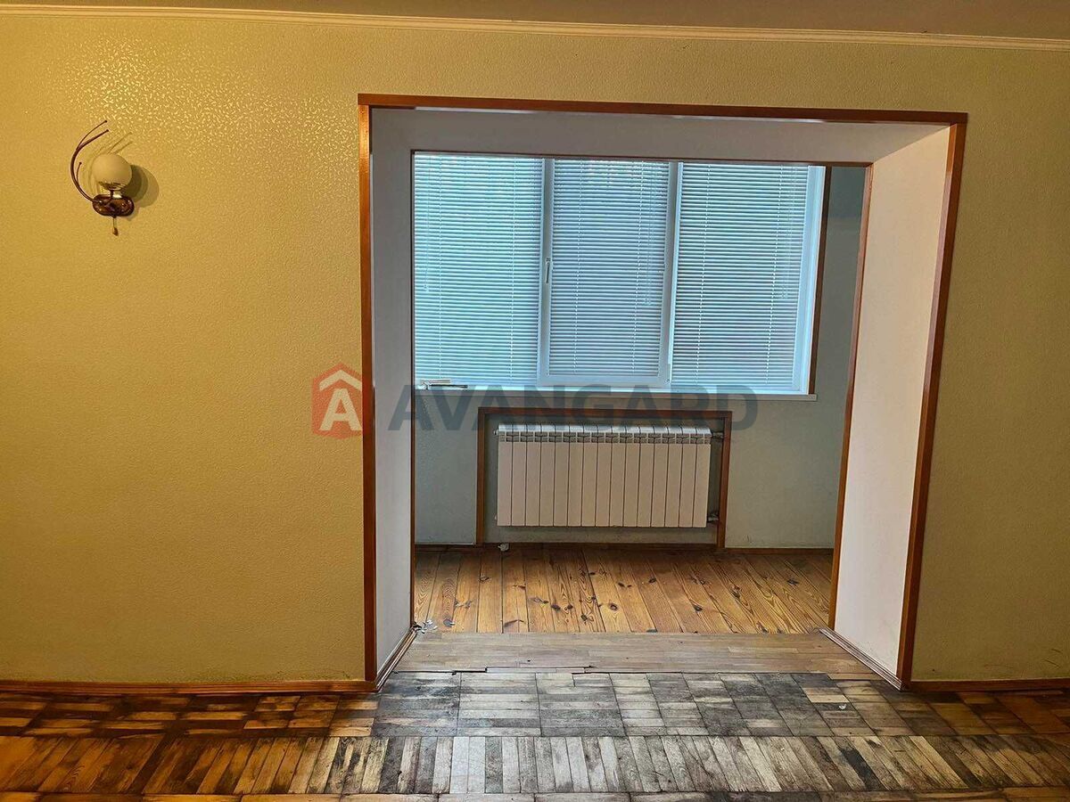 3 кім. квартира, 67/-/9 кв. м., 1/9 поверх фото 8 3 кім. квартира, 67/-/9 кв. м., 1/9 поверх фото 8