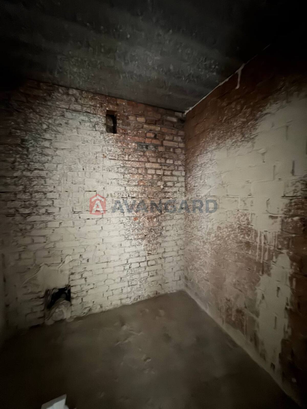 1 ��. ��������, 47/-/15 ��. �., 2/10 ������ ���� 9
