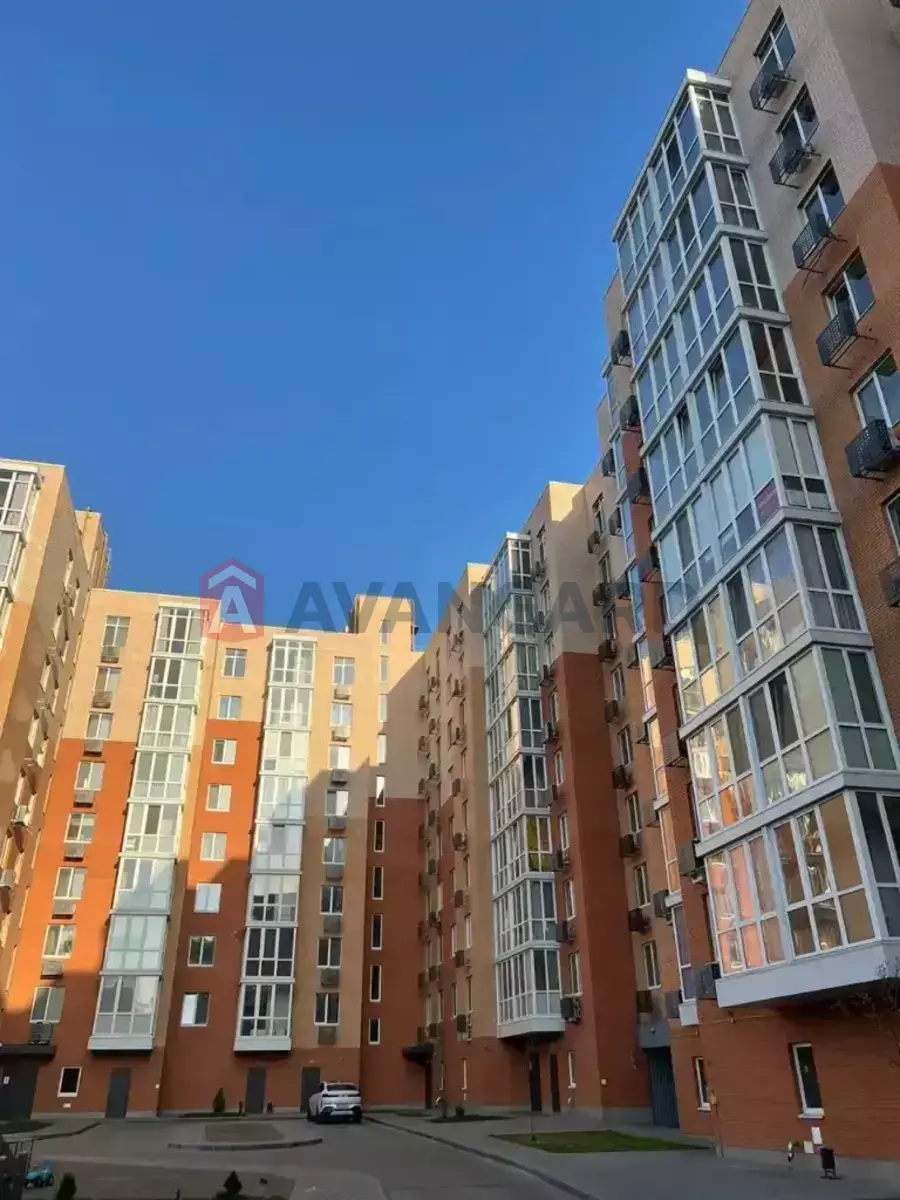 3 ��. ��������, 65/58/12 ��. �., 6/9 ������ ���� 9