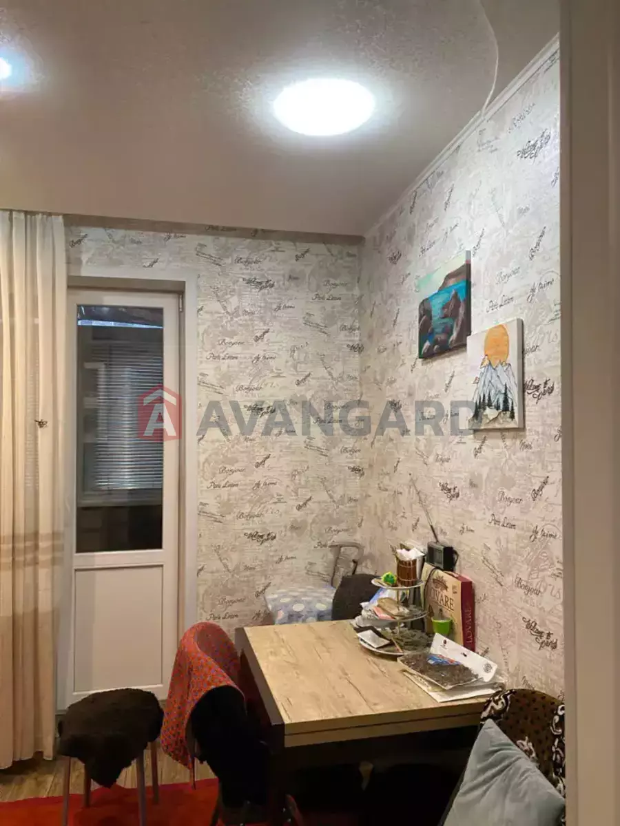 1 ��. ��������, 34/18/7 ��. �., 1/5 ������ ���� 10