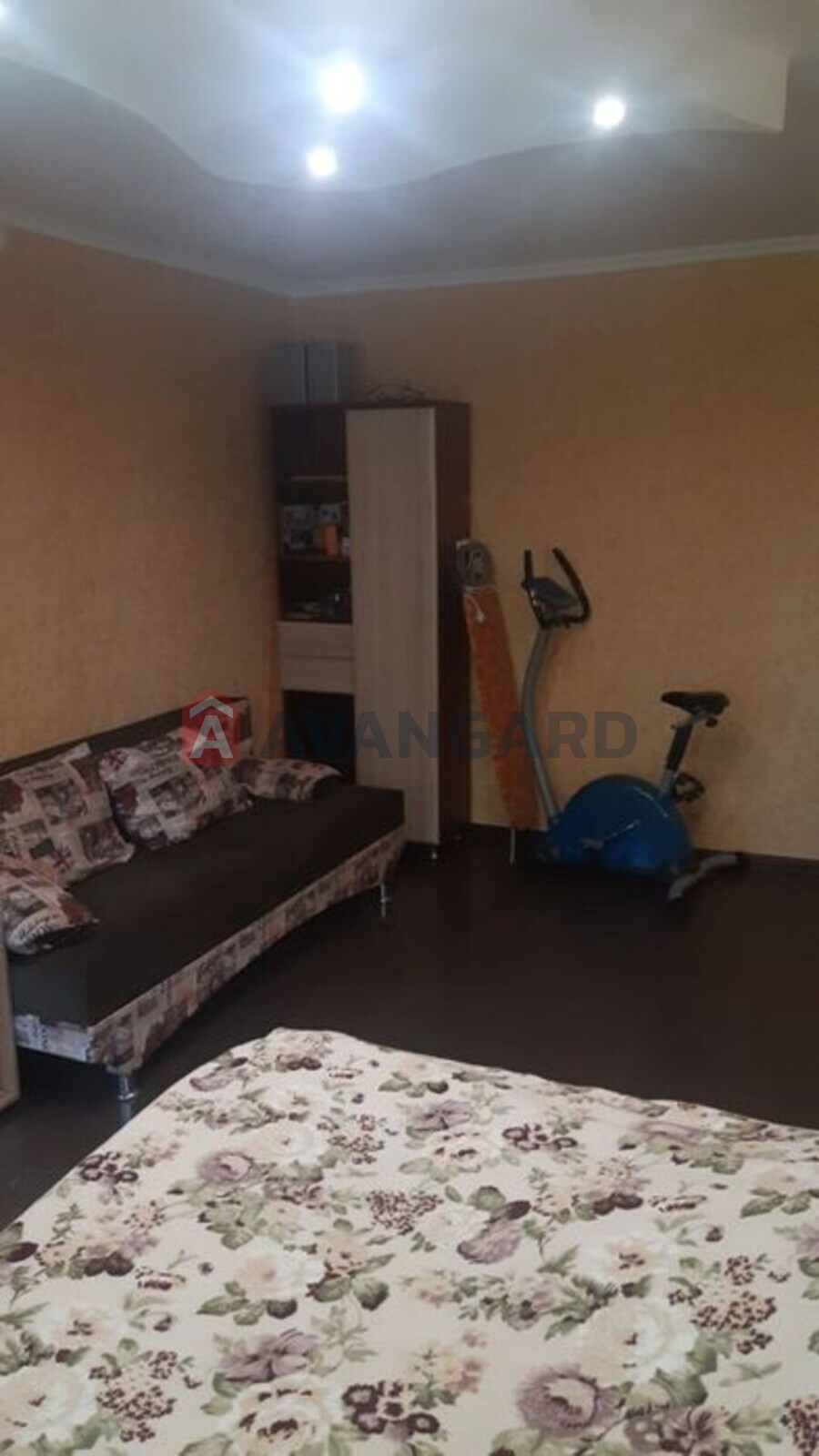 1 ����. ��������, 44/-/14 ��. �., 3/9 ���� ���� 9