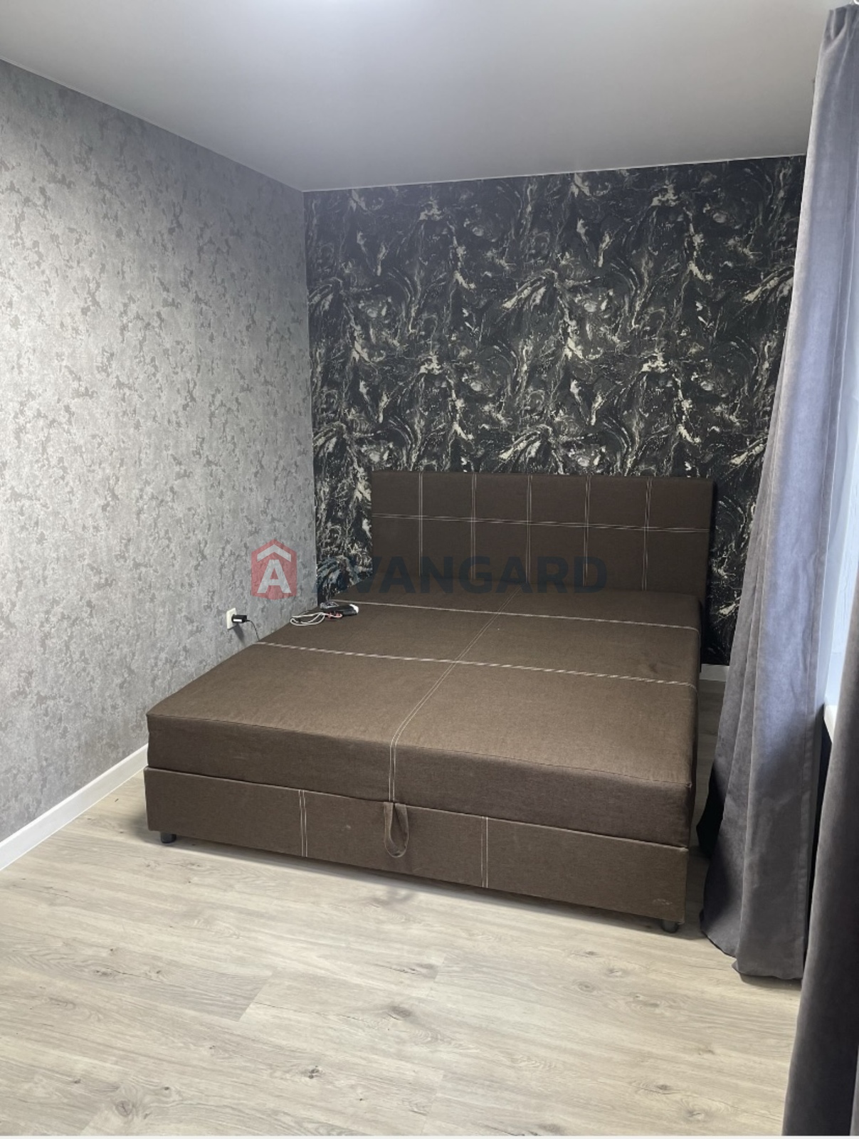 2 ��. ��������, 45/35/7 ��. �., 2/4 ������ ���� 7