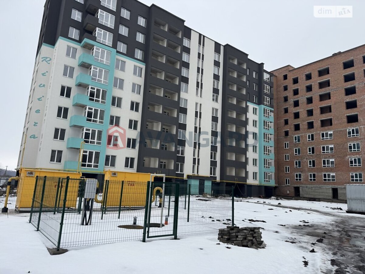 2 ��. ��������, 46/25/10 ��. �., 3/10 ������ ���� 1