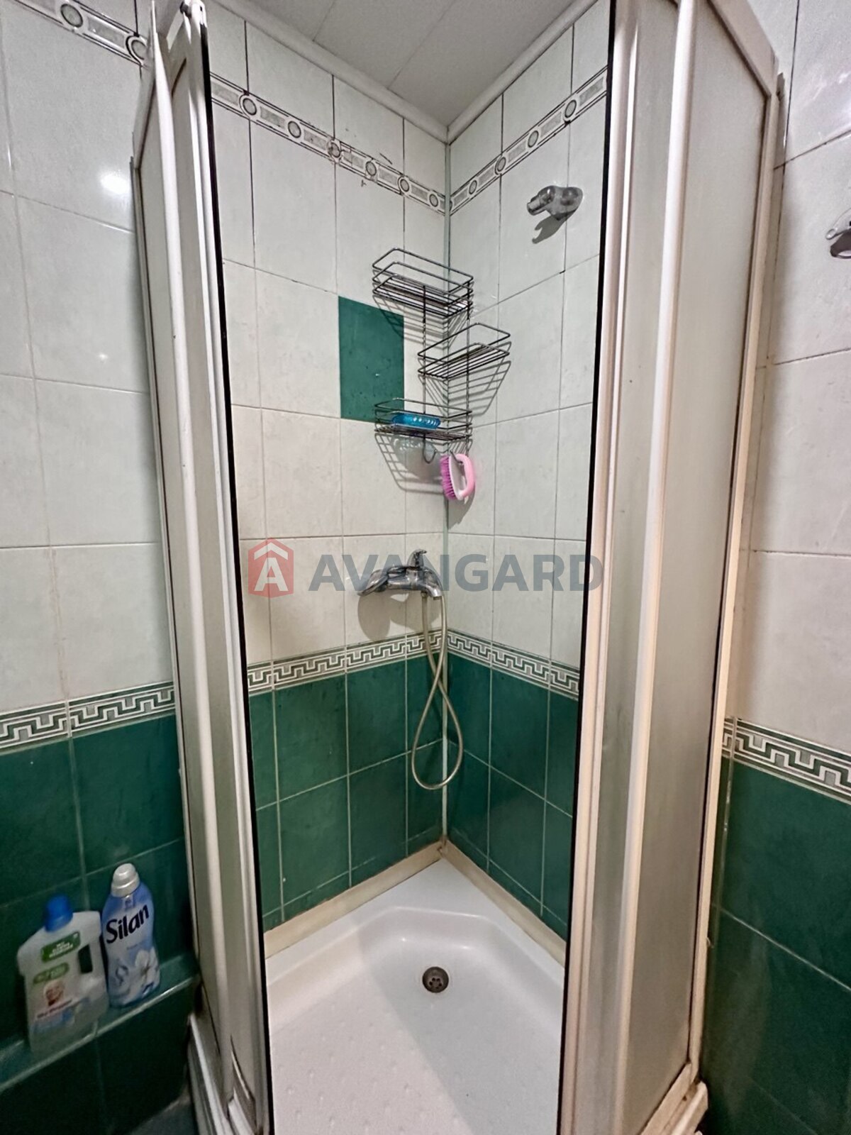 2 ��. ��������, 44,9/27,5/6,3 ��. �., 1/5 ������ ���� 15