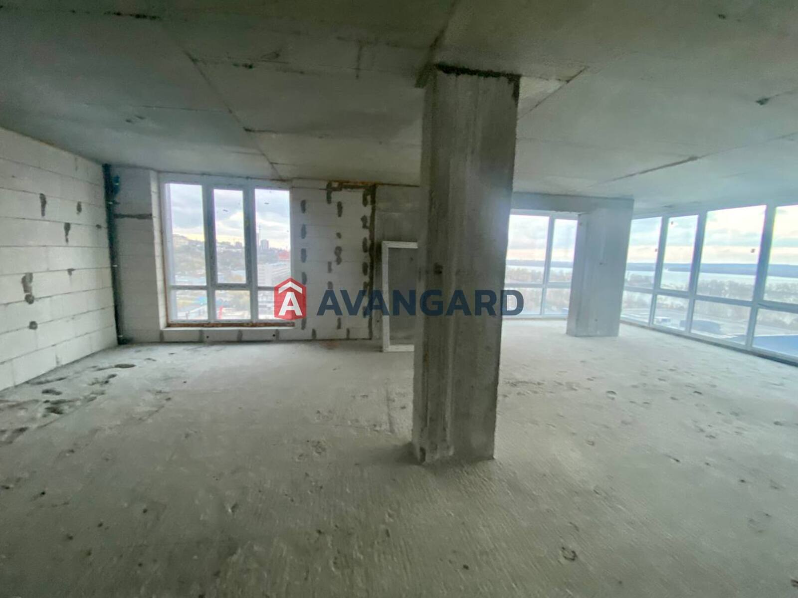 3 ����. ��������, 81/-/- ��. �., 7/23 ���� ���� 10