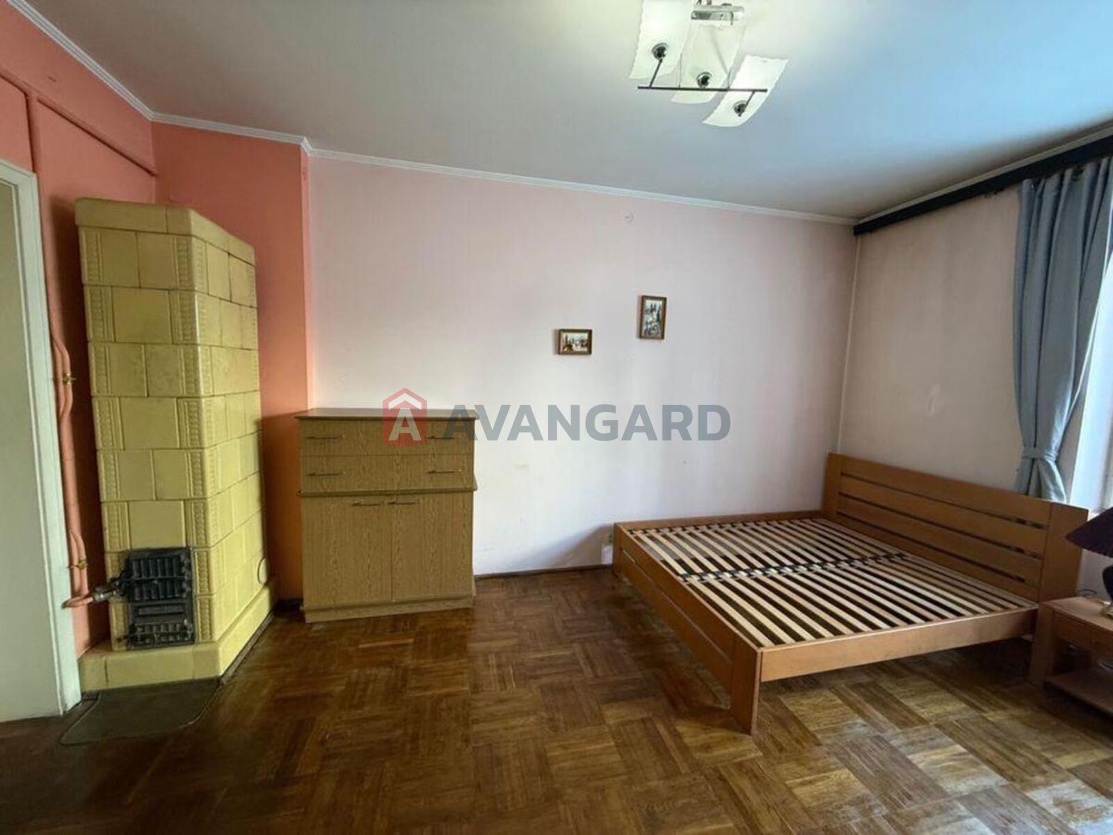 2 ����. ��������, 71/-/20 ��. �., 1/4 ���� ���� 7