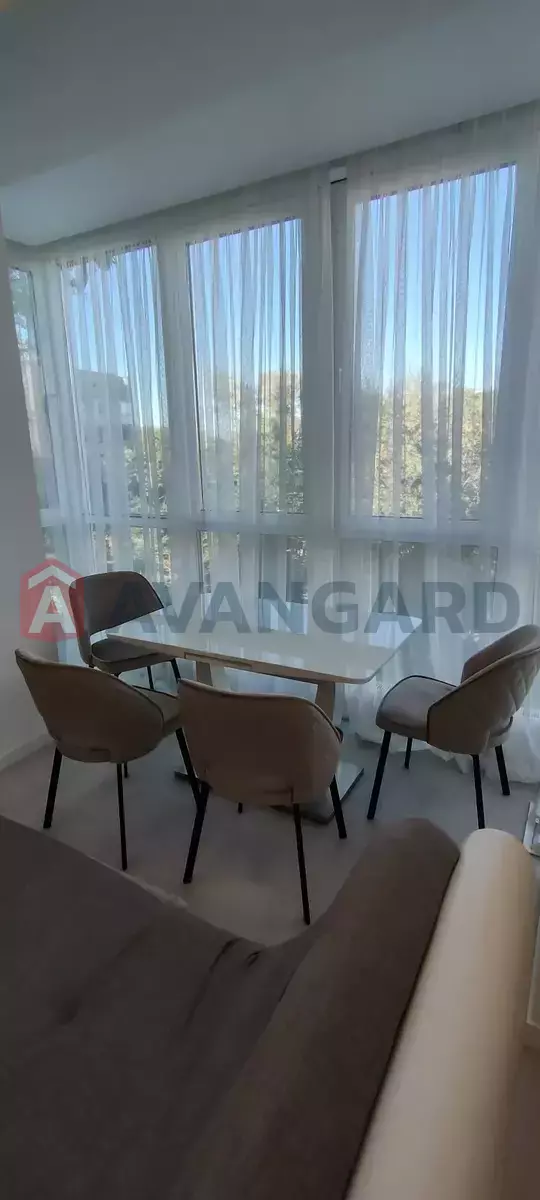 4 ����. ��������, 86/-/- ��. �., 3/3 ���� ���� 5