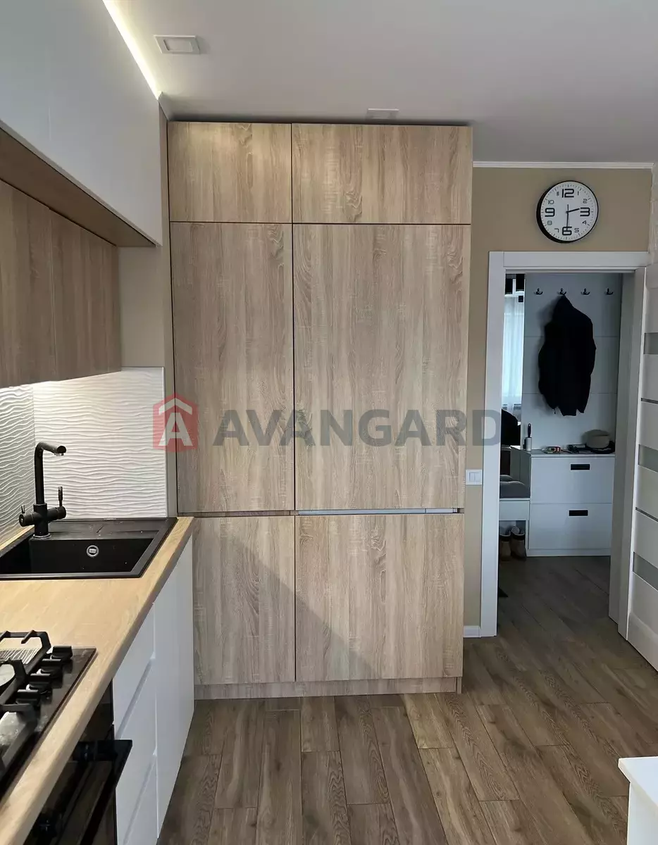 3 ��. ��������, 65/-/11 ��. �., 7/9 ������ ���� 8