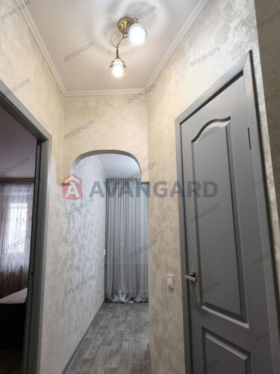 1 ��. ��������, 30/-/4 ��. �., 4/4 ������ ���� 8