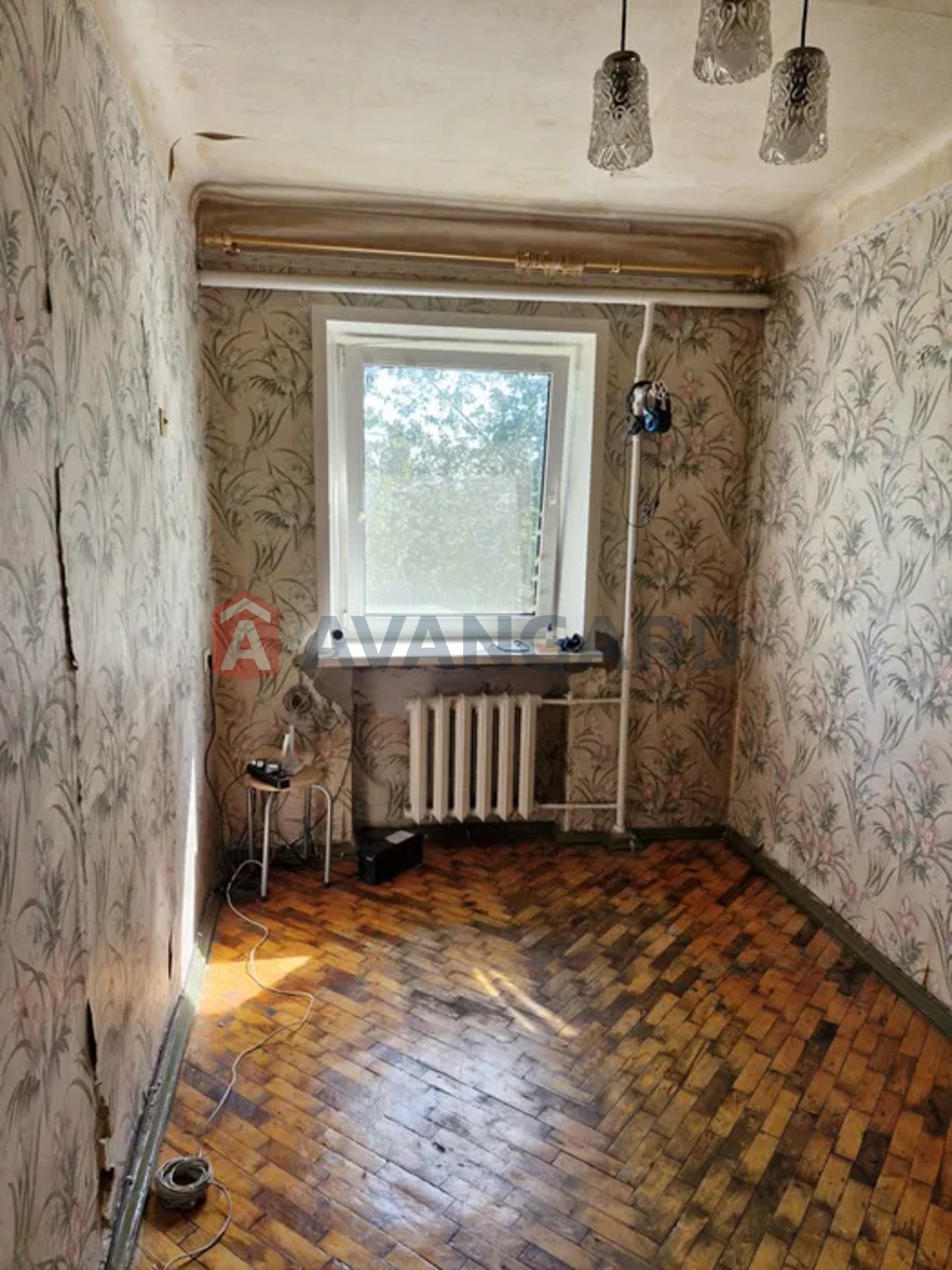 3 ��. ��������, 57/40/6 ��. �., 5/5 ������ ���� 1