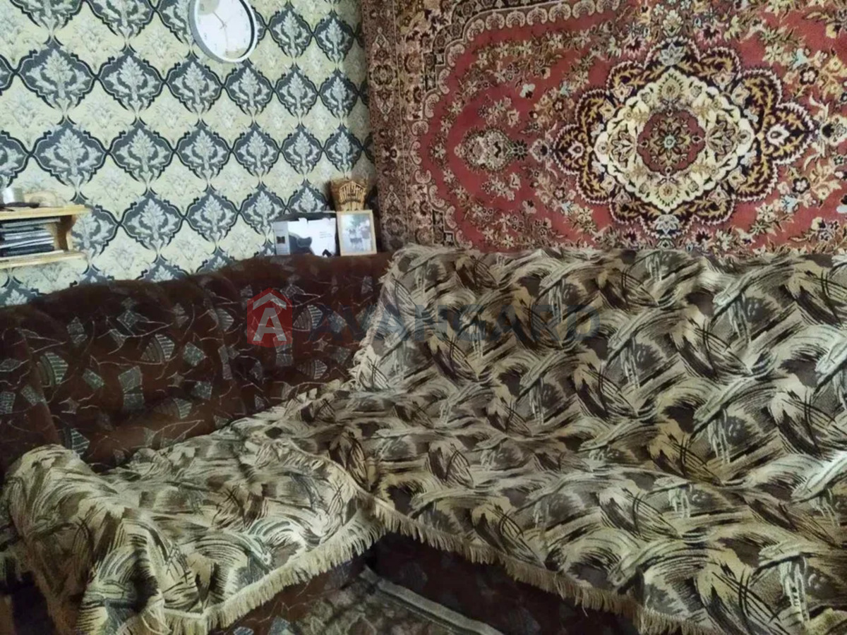 2 . , 50/-/9 . ., 3/9   1