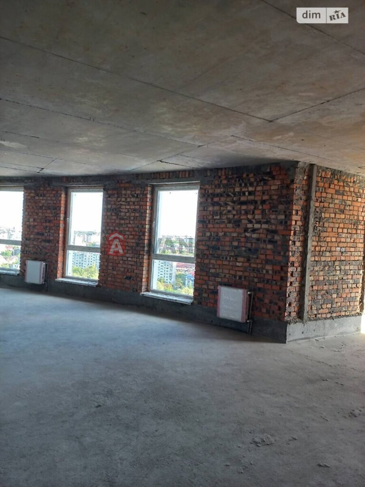 4 ��. ��������, 215/78/15 ��. �., 16/16 ������ ���� 5