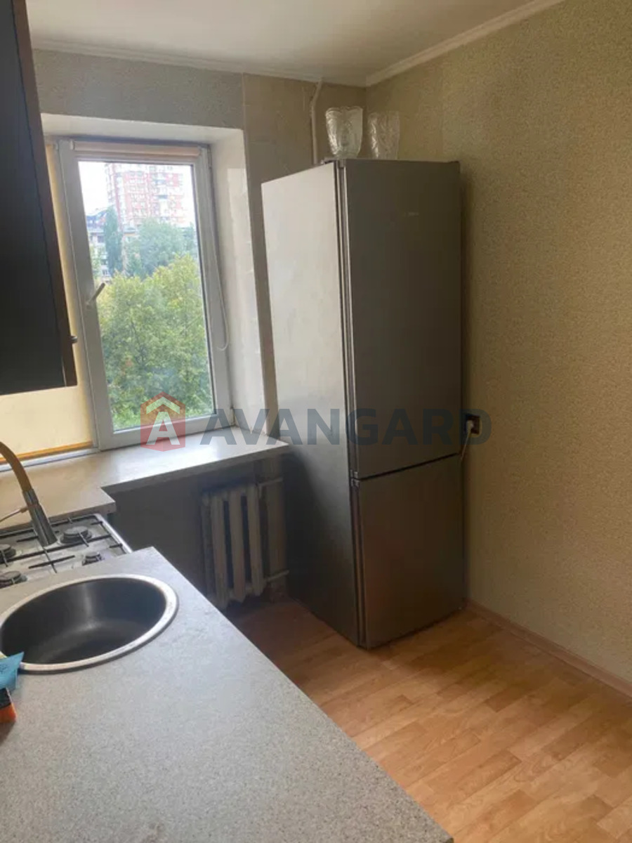 2 ����. ��������, 61/-/9 ��. �., 6/10 ���� ���� 9