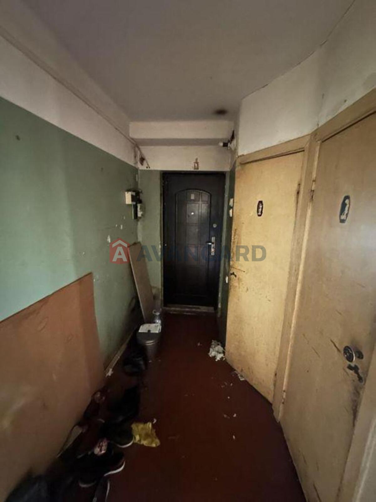 2 ��. ��������, 60/-/18 ��. �., 1/5 ������ ���� 8